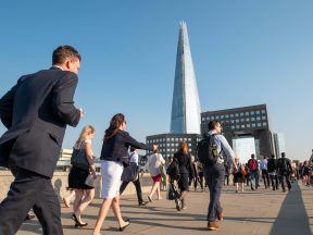 Wage growth falls to lowest since 2022 as jobs market continues to falter