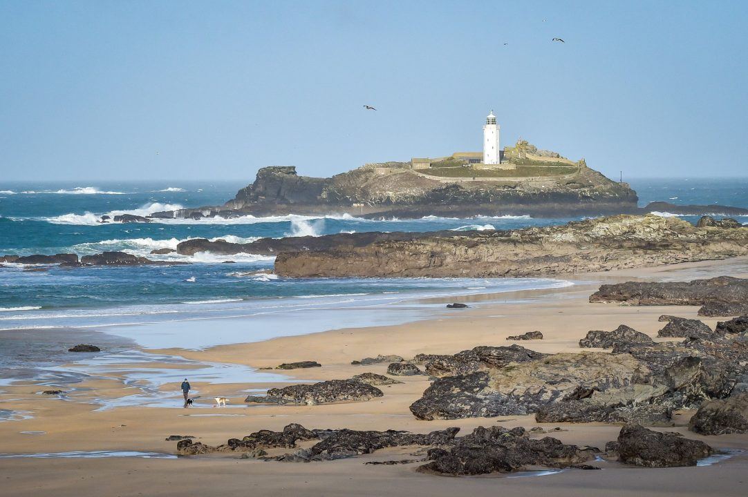 Scot dies after being found unresponsive while surfing in Cornwall
