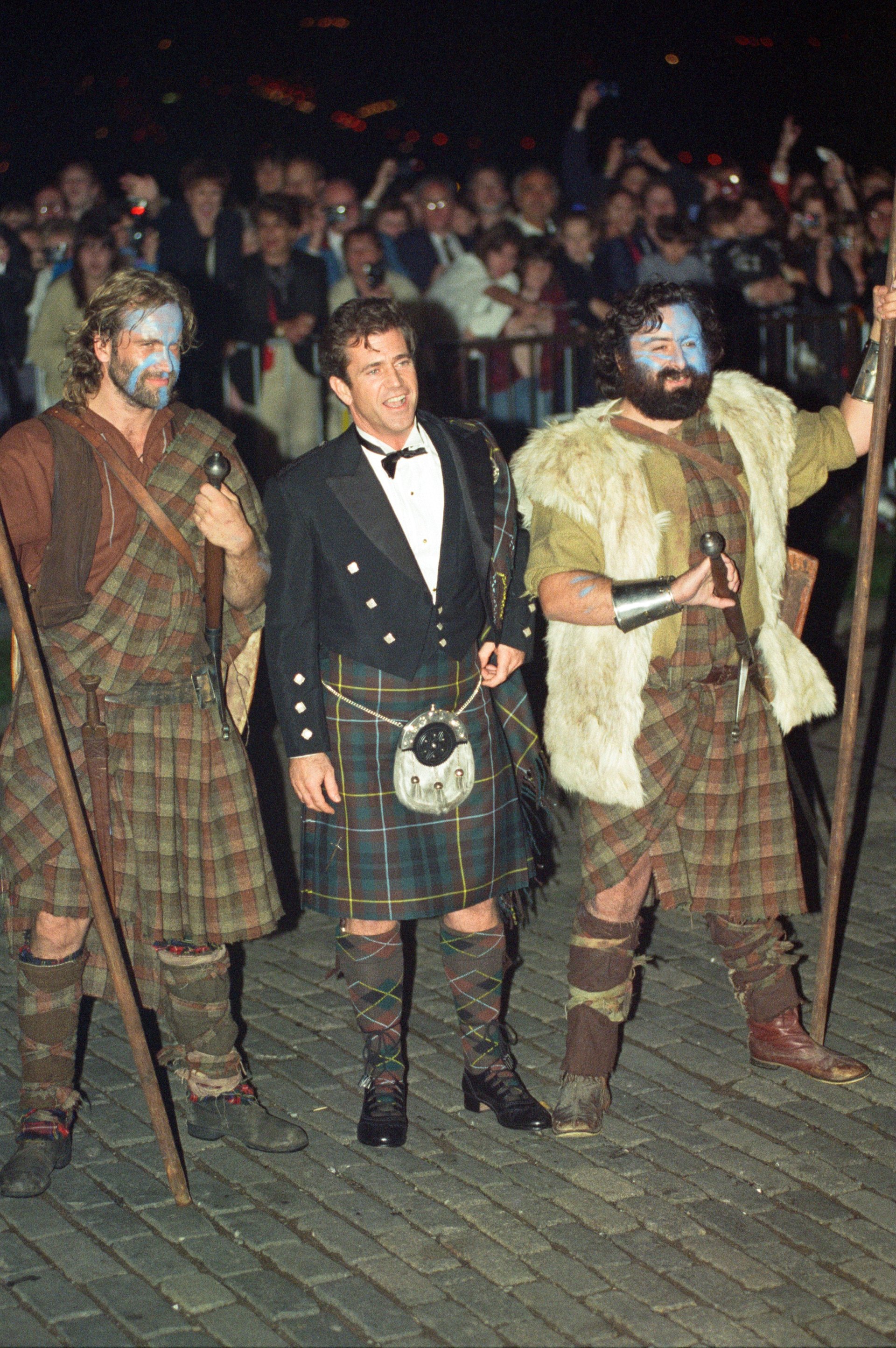 Mel Gibson attends the premiere of Braveheart in Stirling, Scotland. 3rd September 1995. (Photo by Staff/Mirrorpix/Getty Images)