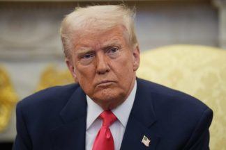Donald Trump receives Royal welcome at Windsor Castle