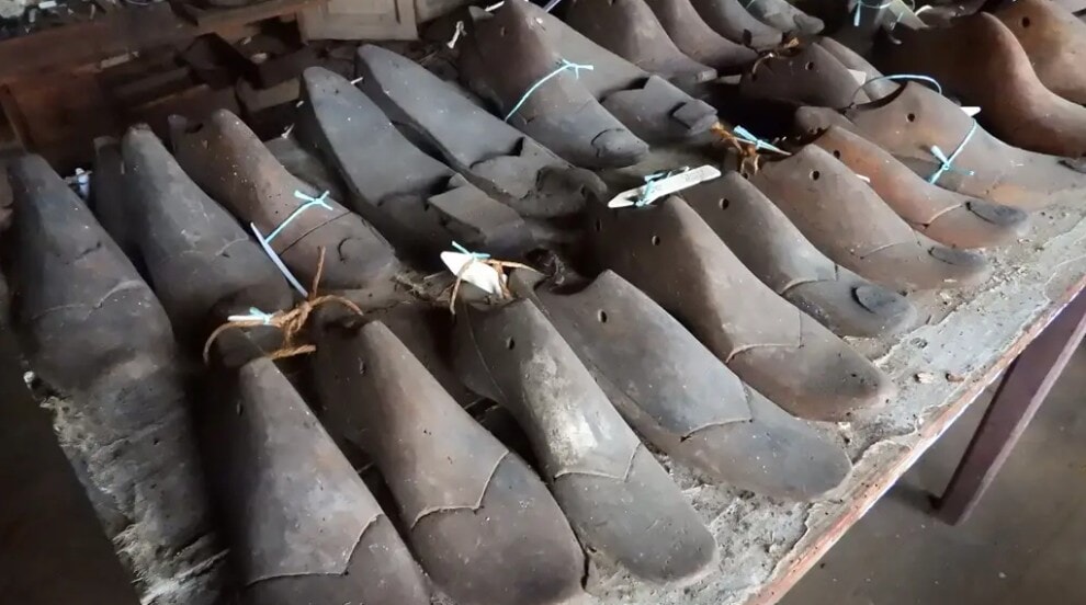 Scotland’s last shoemaking shop to be restored decades after it closed