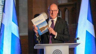 Scottish independence could make people £10,000 better off, Swinney says