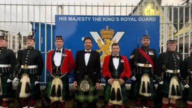 Jimmy Fallon gets Highland welcome from soldiers as he holidays in Scotland
