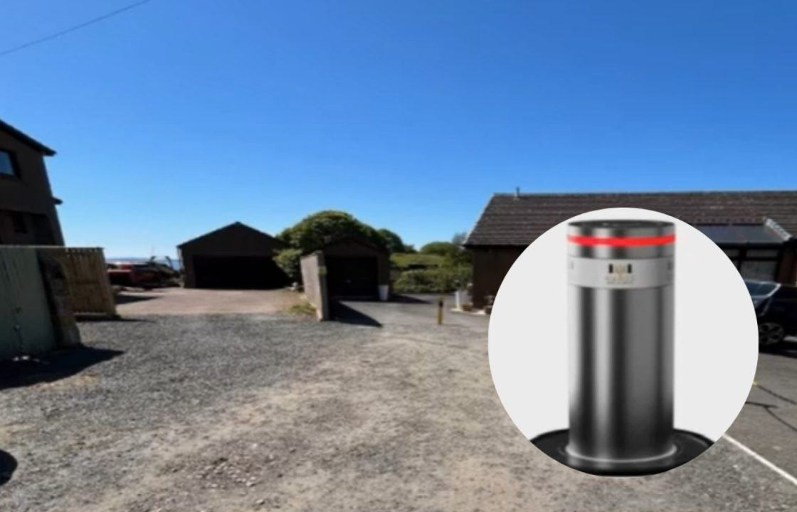 Planning application to install single bollard in Burntisland driveway attracts 20 objections