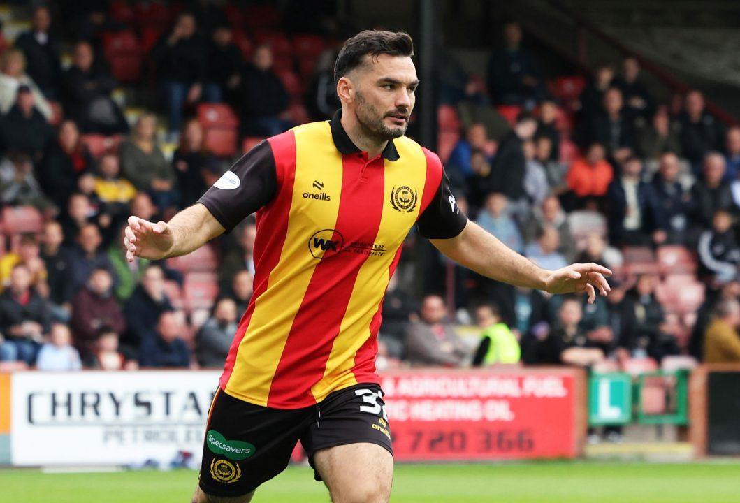 Partick Thistle keep Championship run going by beating Queen’s Park
