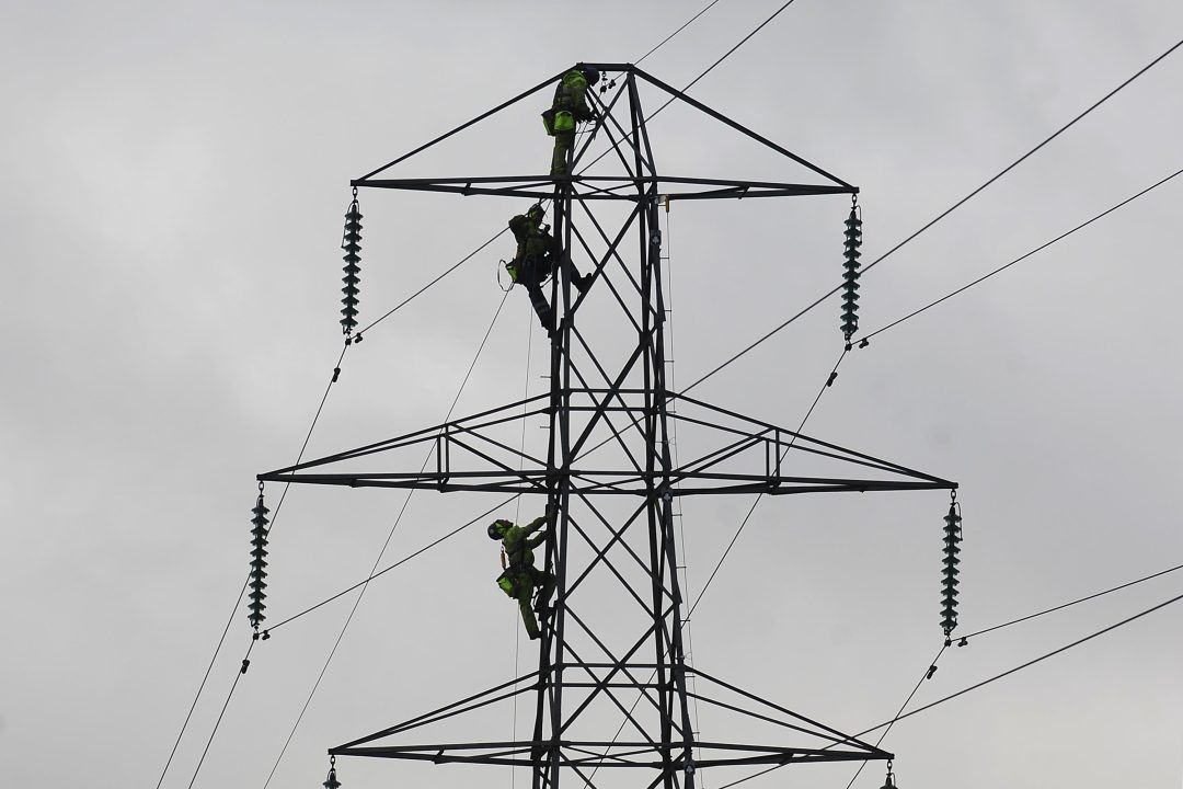 Plan to replace old power lines in Argyll and Bute gets green light