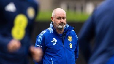 Scotland v Belarus team news: Steve Clarke names side for World Cup qualifier