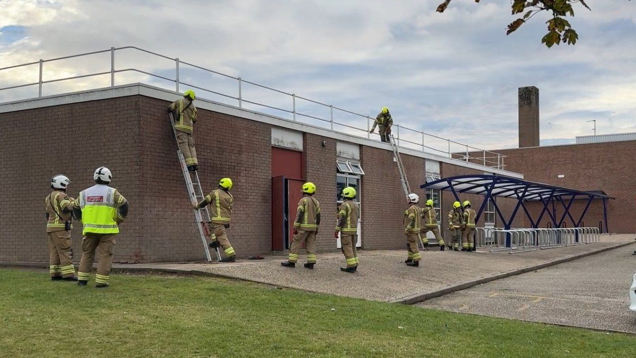 Fire crews called to tackle blaze at Aberdeen primary school