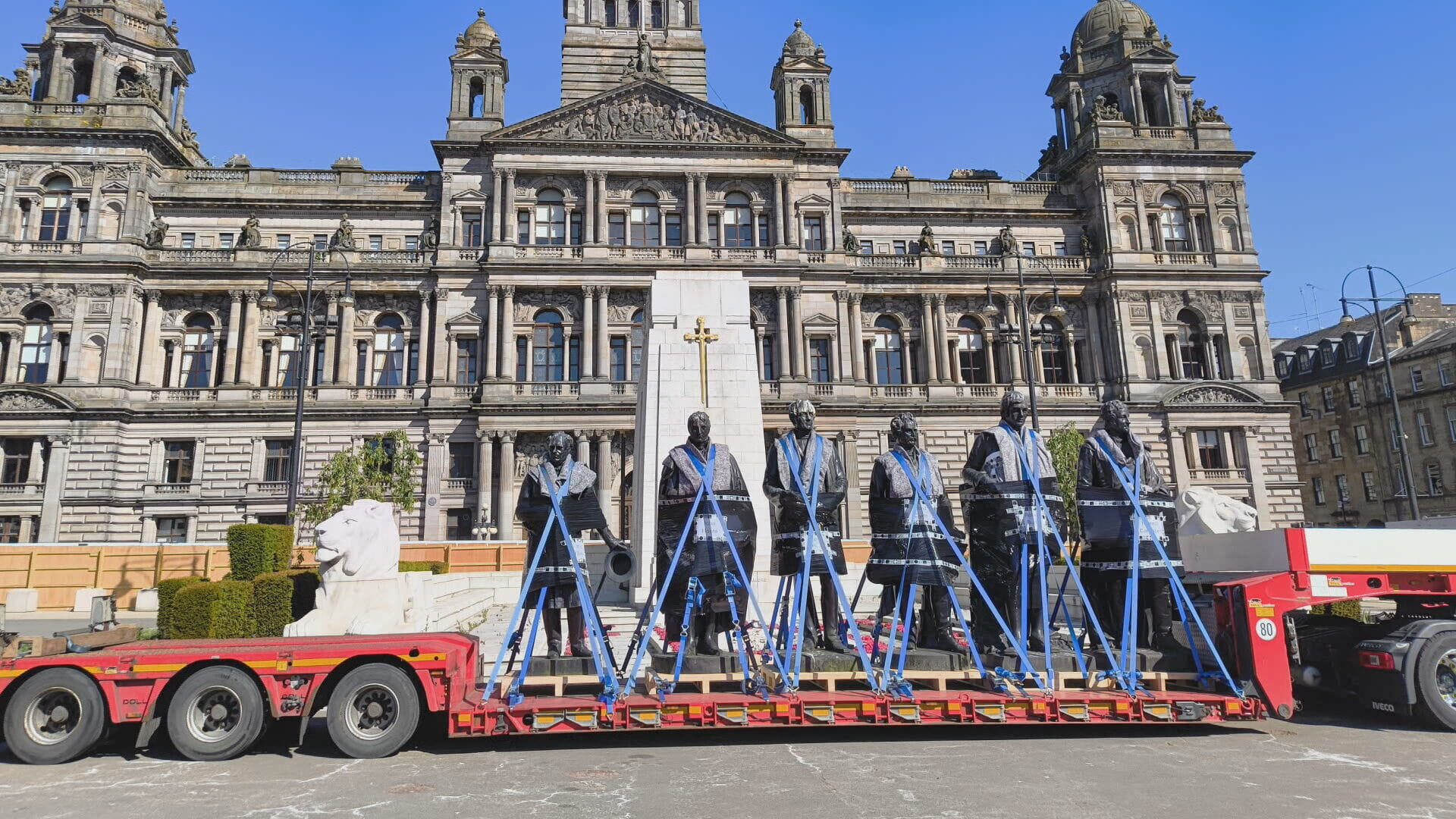 George Square statues.