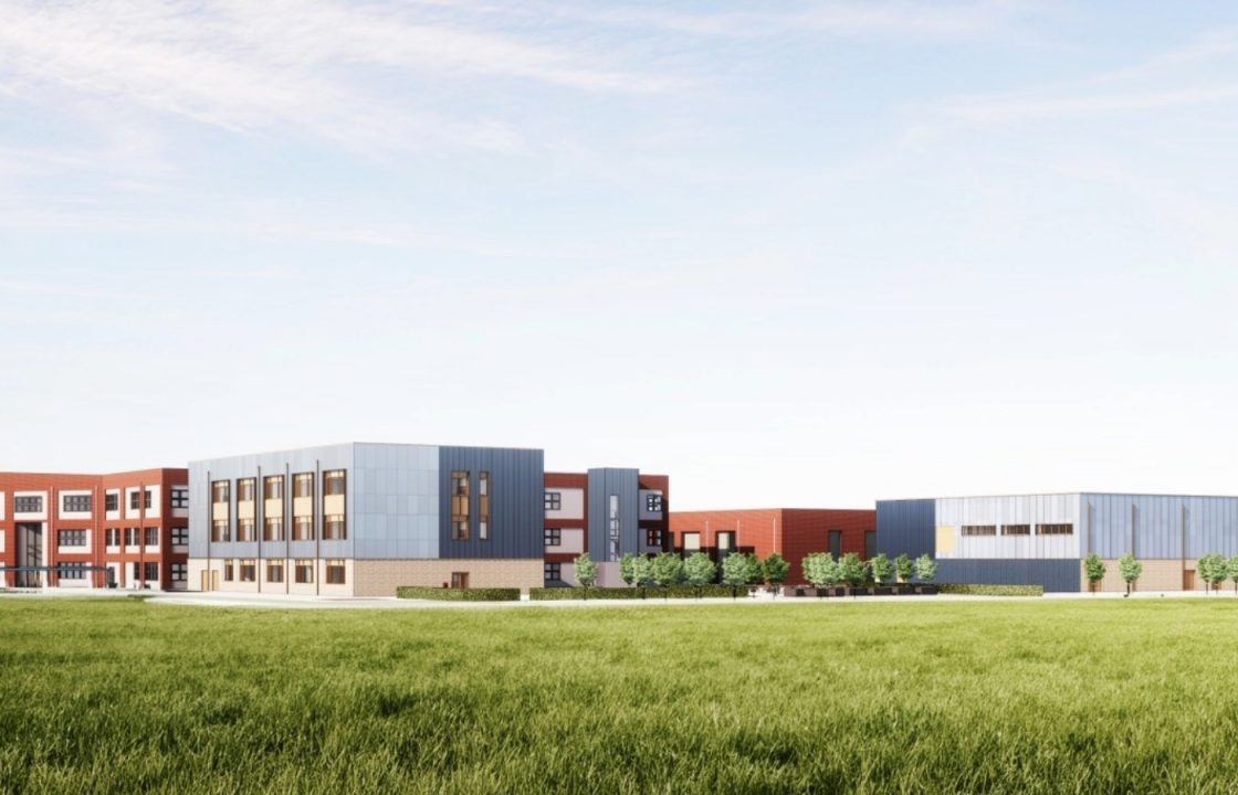 Multi-million pound Erskine school extension approved despite over 200 objections
