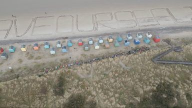 Hundreds voice fears over Moray Firth wind turbine storage plans at public meeting