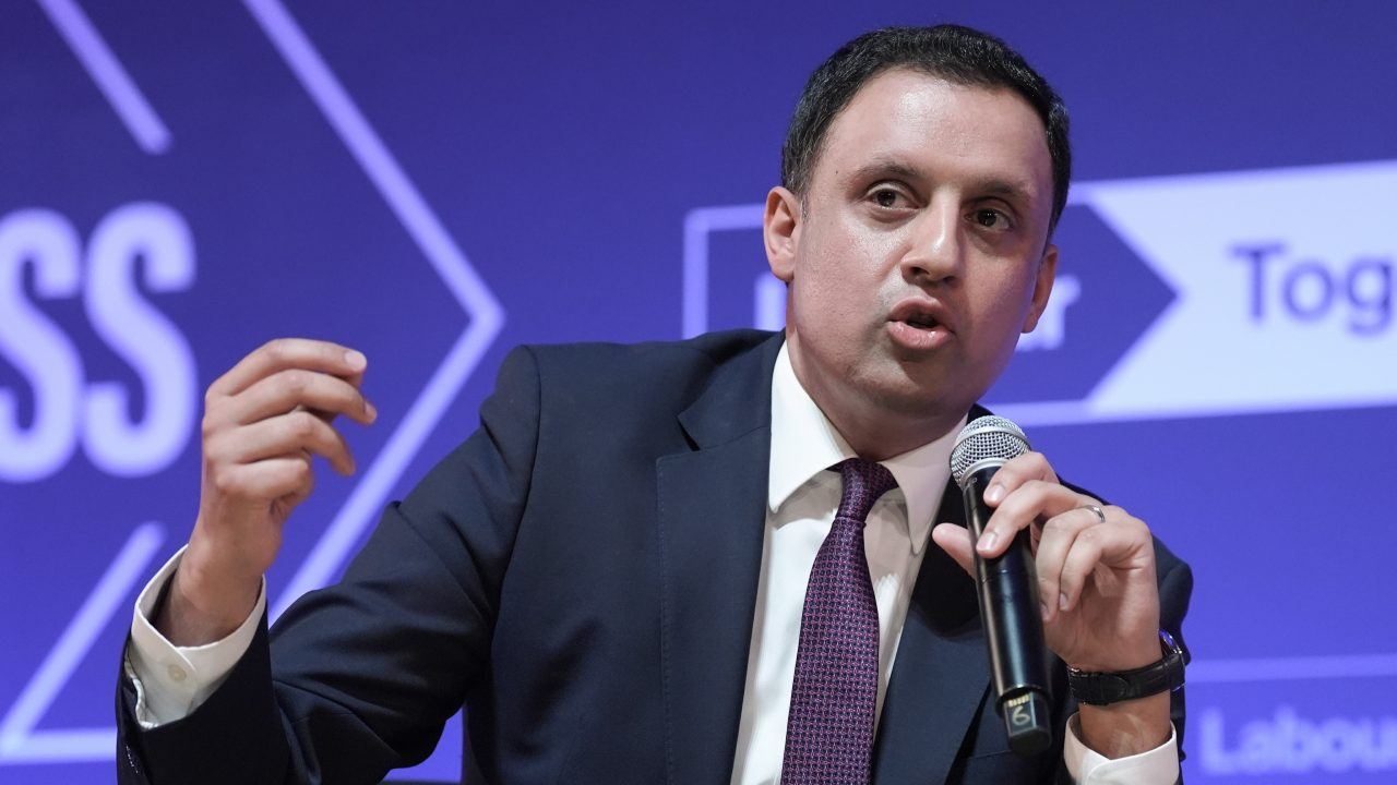 Sarwar outlines Scottish Labour plans for mental health emergency service