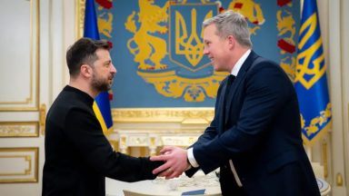 US push for Ukraine peace deal gains momentum as attacks on Kyiv kill seven