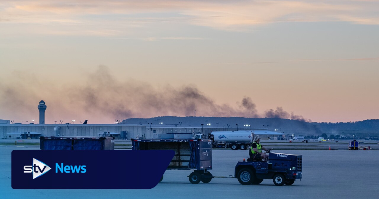 Cargo plane’s left wing caught fire before fatal Kentucky crash