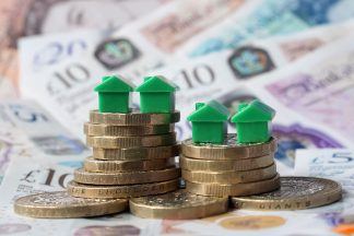 UK interest rates set to stay at 4%, but policymakers ‘deeply divided’