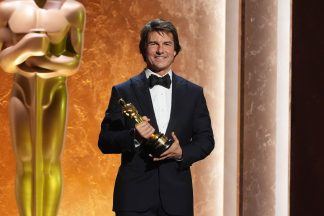 Tom Cruise accepts honorary Oscar as he describes filmmaking as ‘who I am’