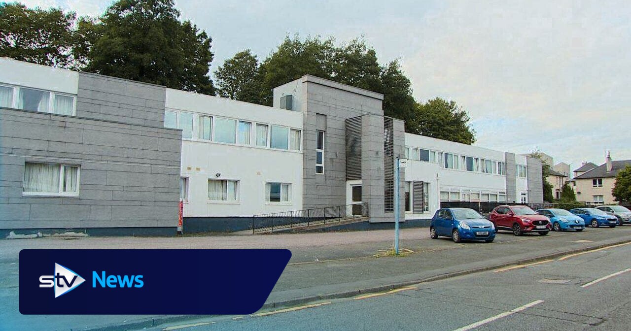 ‘Neo-Nazi’ group Patriotic Alternative joins protest outside Falkirk asylum hotel