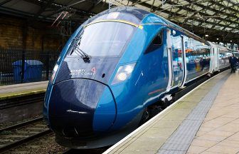 Major incident declared as Glasgow to London train derails