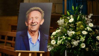 Man United legends turn out for special event in Aberdeen honouring memory of Denis Law