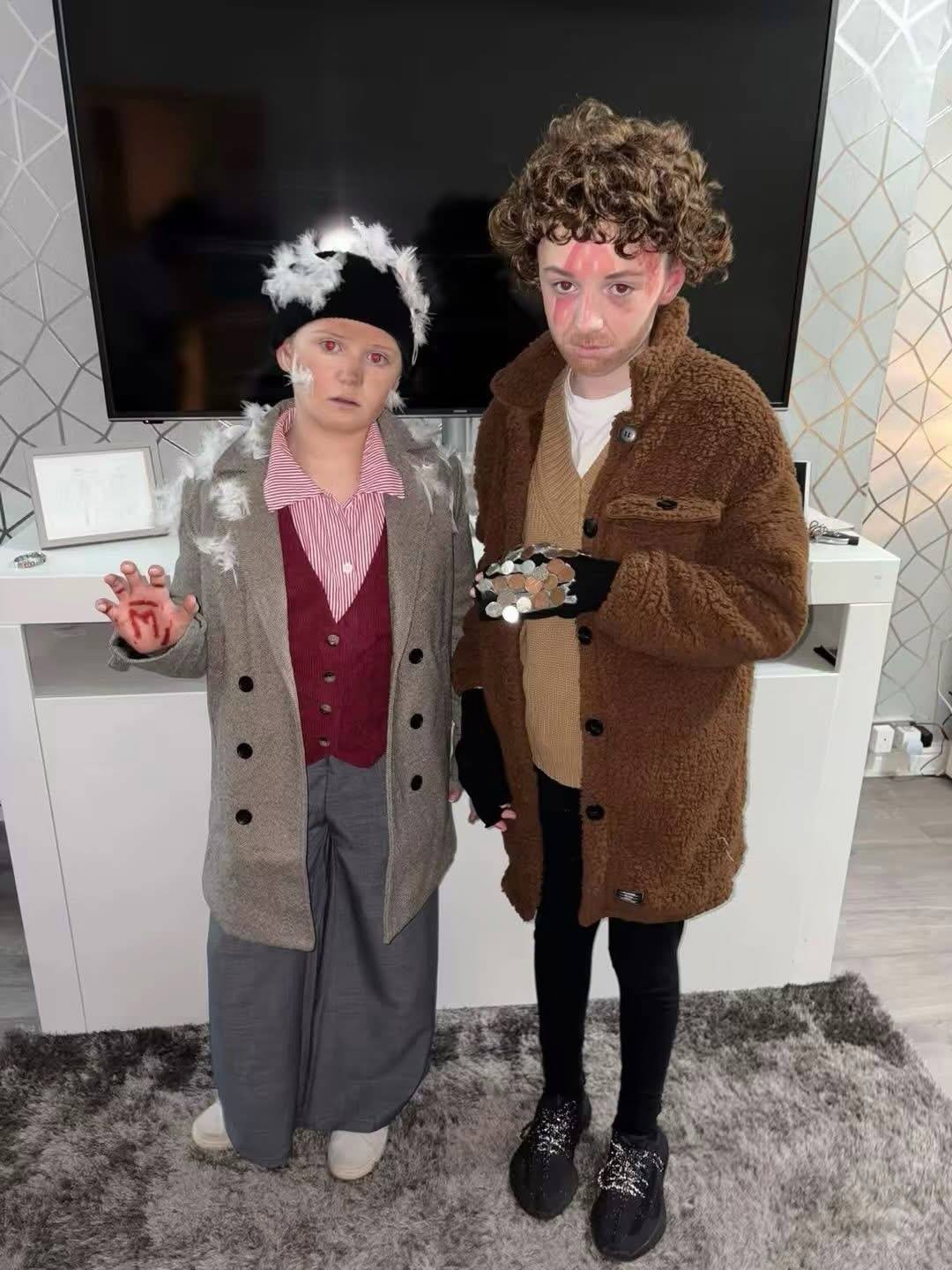 Hannah and Lacey from Kirkintilloch dressed as Harry & Marve from Home Alone.