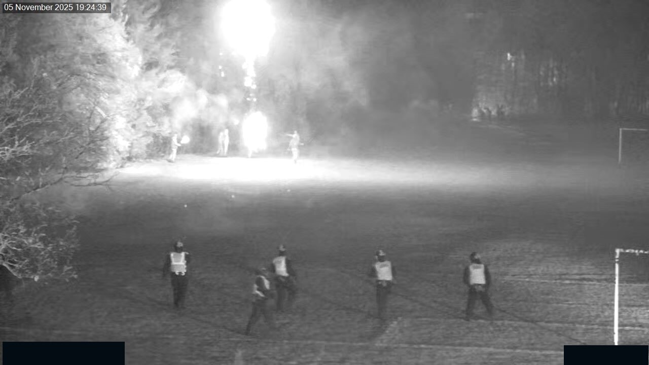 Police respond to Bonfire Night incidents in Edinburgh