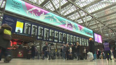 Countdown to Commonwealth Games begins as clock unveiled in Glasgow Central