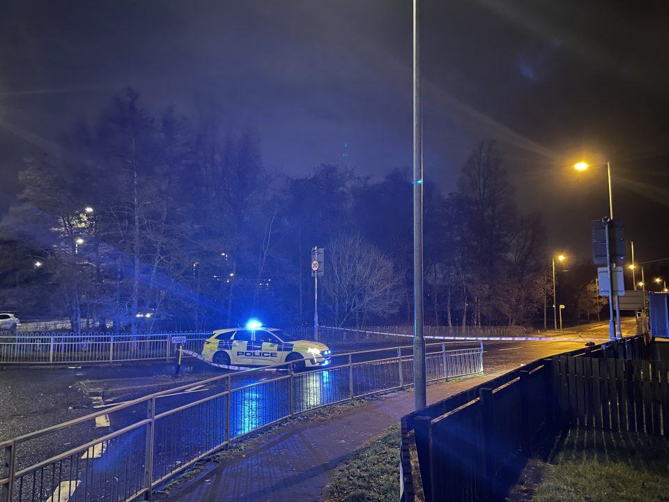 Road closed in Kirkintilloch after crash as drivers urged to ‘avoid area’
