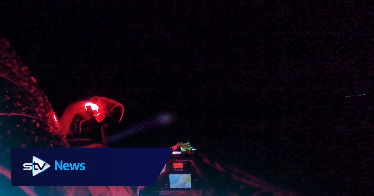 The casualties were located but with some difficulty, and Coastguard rescue teams spent "considerable time" extracting them safely from the beach in East Lothian.