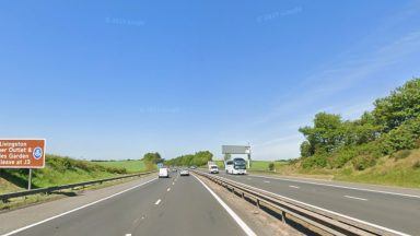 Multi-vehicle crash leaves debris on M8 as lane closed