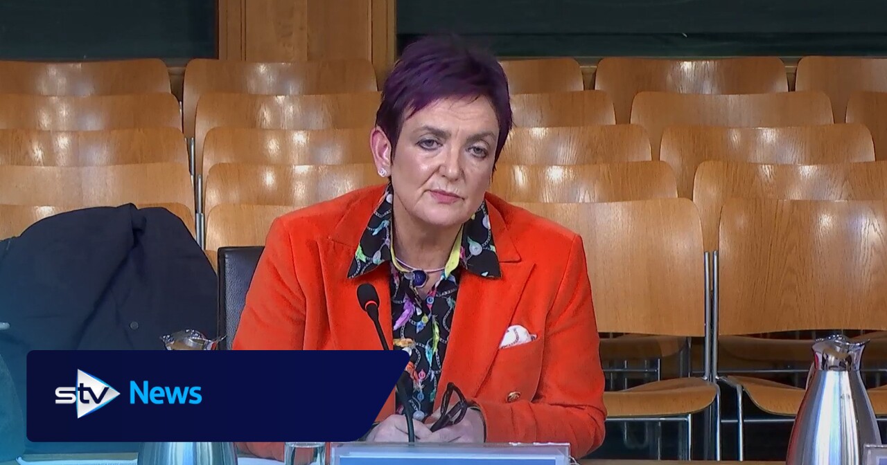 Justice secretary apologises to child abuse expert over grooming gangs row