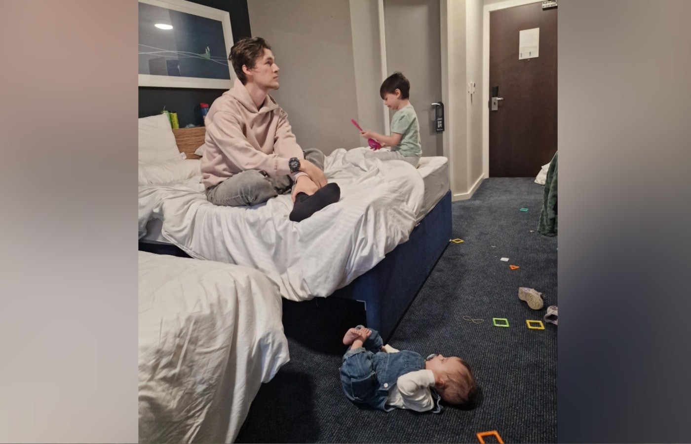Lauren and her children are living temporarily in a Travelodge.