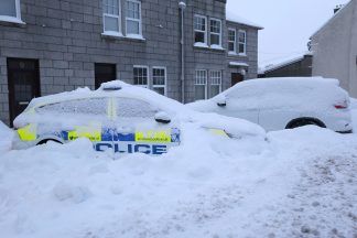 Hundreds of Scottish schools to remain closed for second day amid snow warning