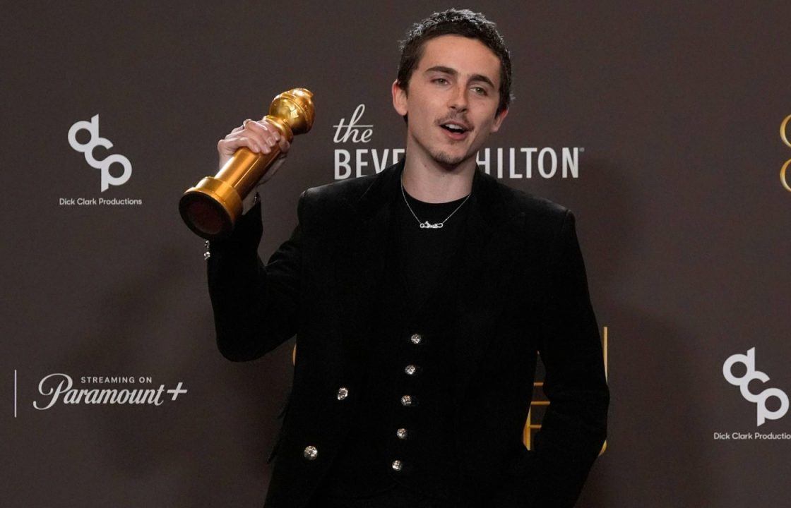 Timothee Chalamet thanks Kylie Jenner in Golden Globes speech