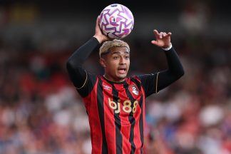 Celtic complete loan signing of Bournemouth defender Julián Araujo 