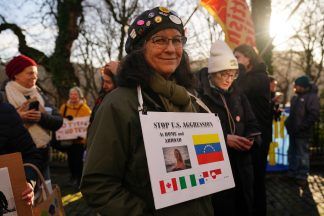 Protesters outside US consulate in Edinburgh call for release of Maduro