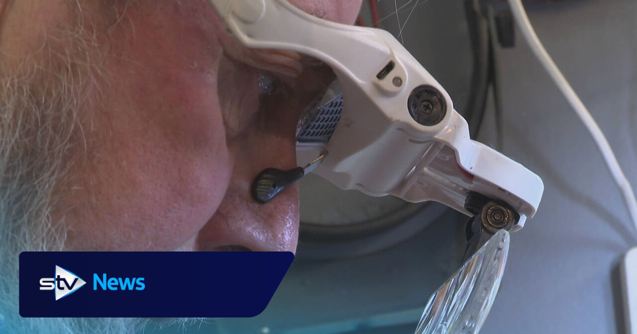 Arbroath man overcomes sightloss to continue jewellery making passion