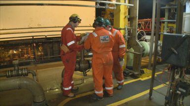 Make mental health support mandatory offshore, say psychologists