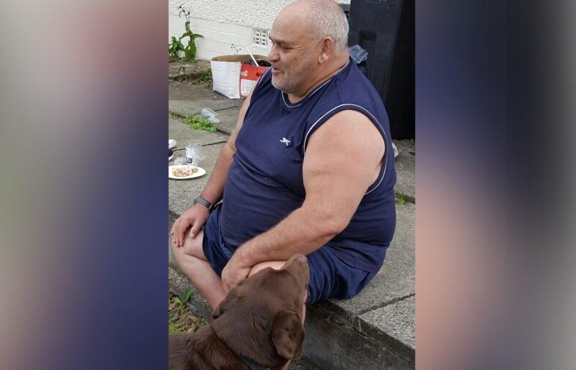 Family ‘devastated’ after man dies in hospital following single car crash