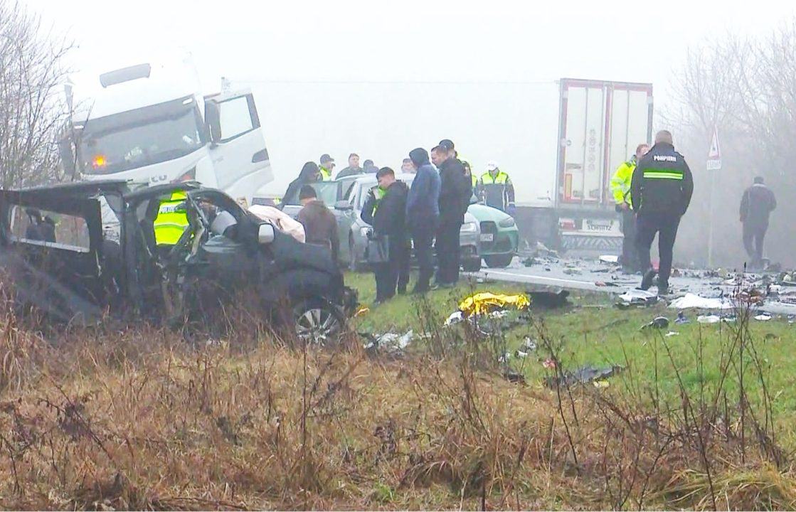 Seven fans of Greek Europa League club POAK killed in minibus crash in Romania