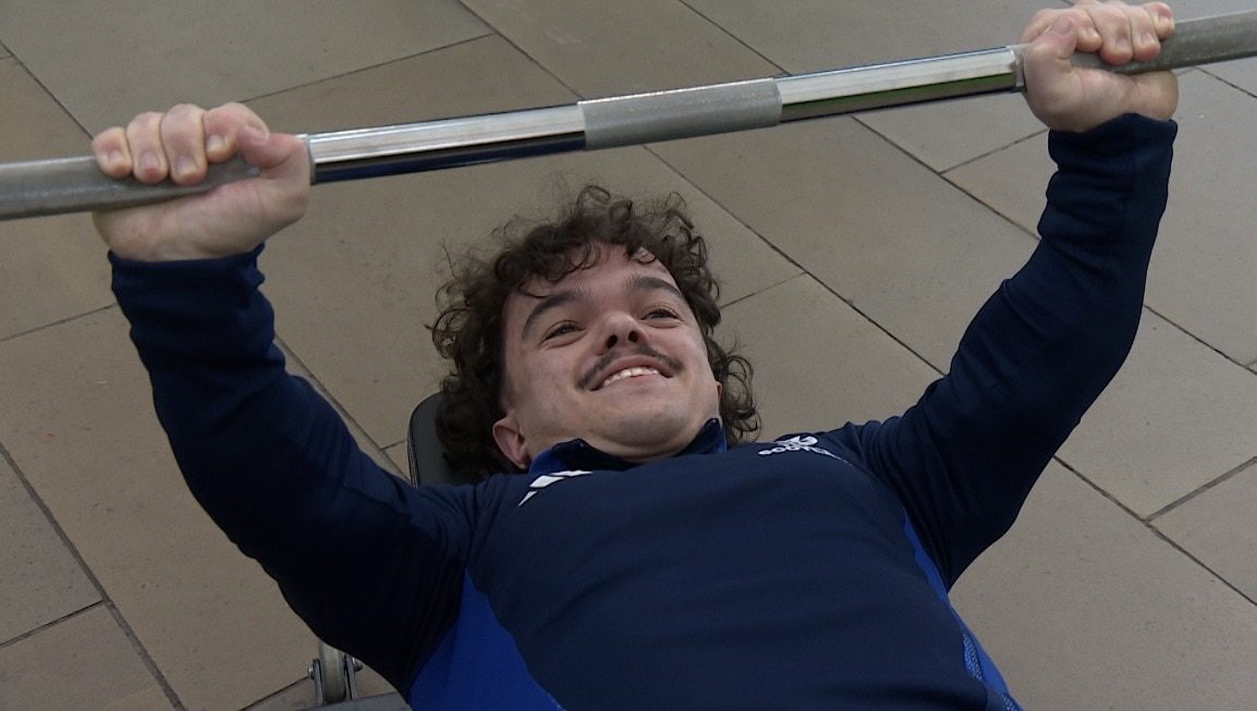 Para powerlifter Finlay Davidson