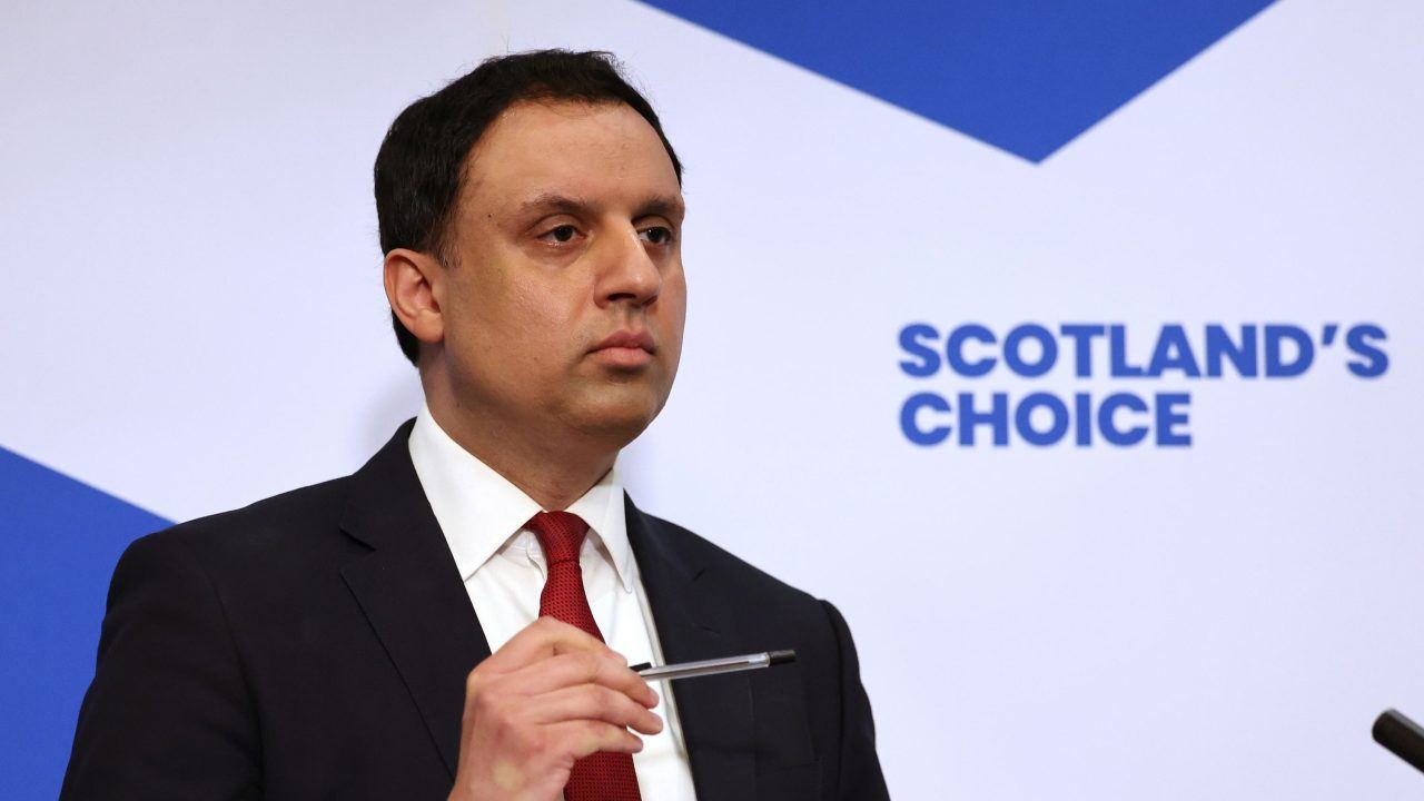 Public will value my honesty in call for Starmer to quit, says Sarwar