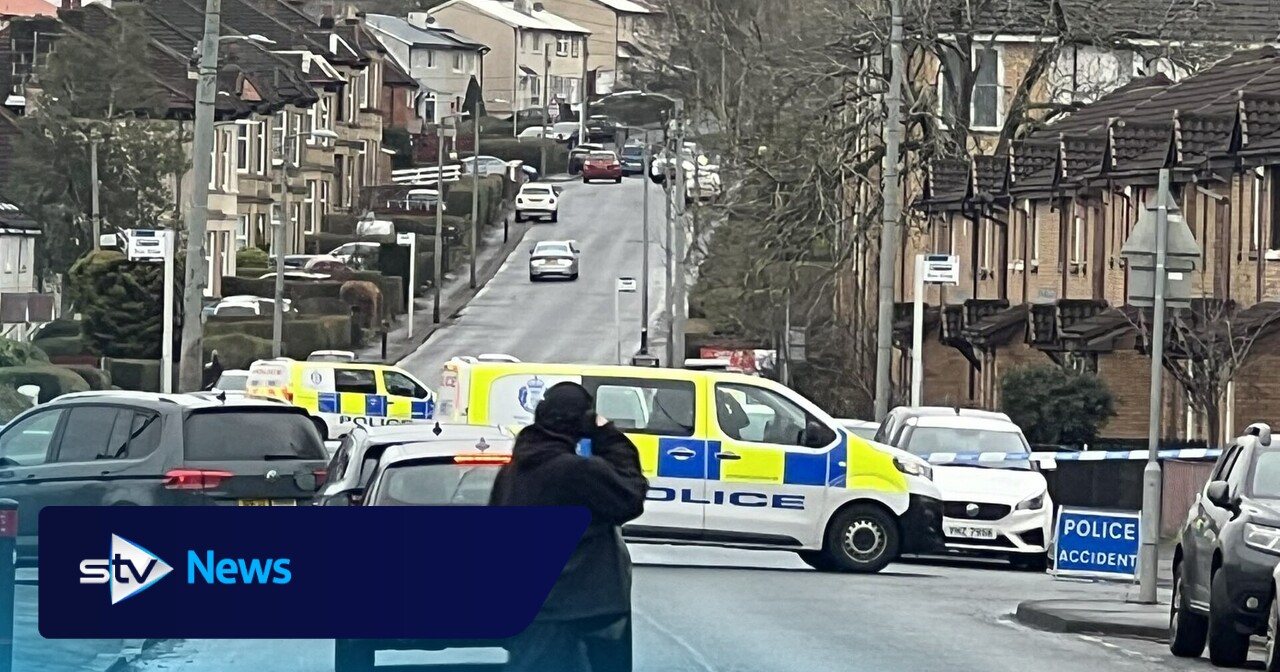 Glasgow road closed due to an 'ongoing police incident' | STV News