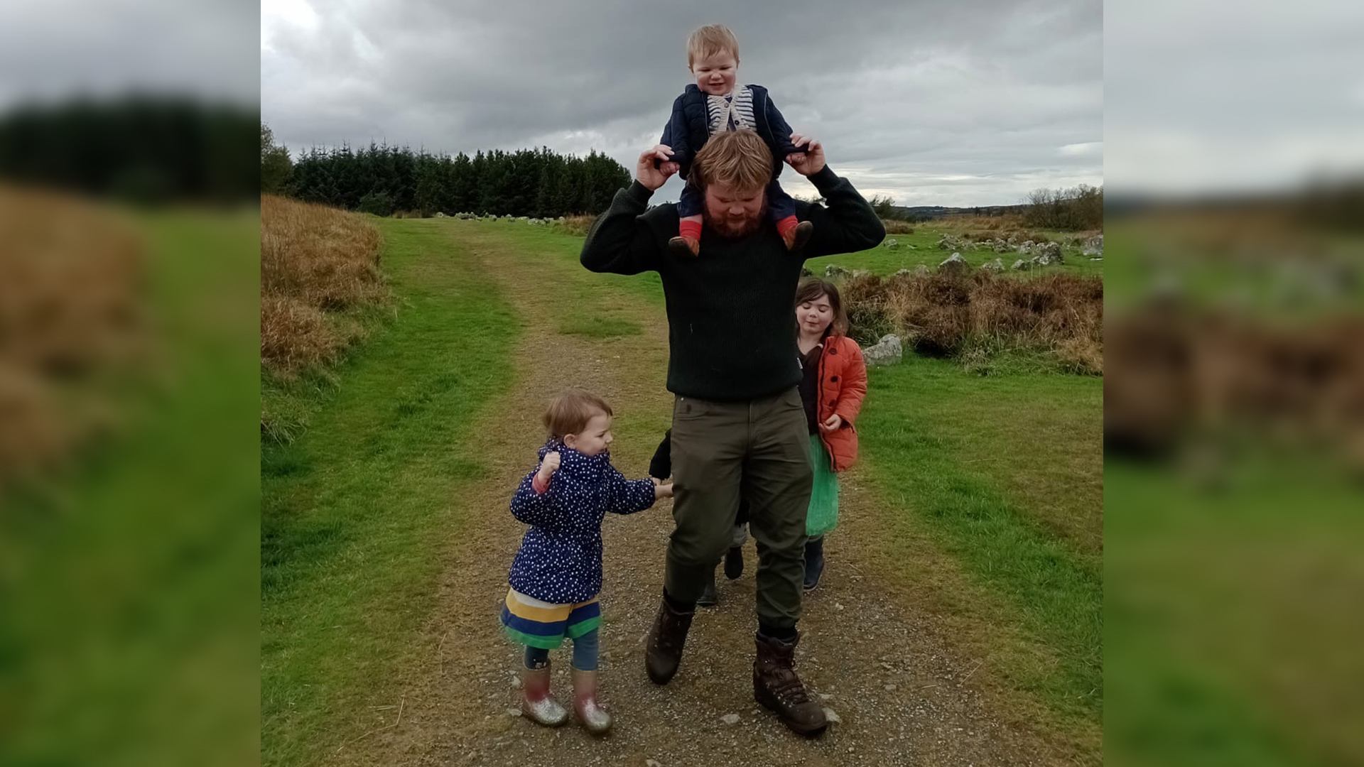 Charlie Flynn with his children