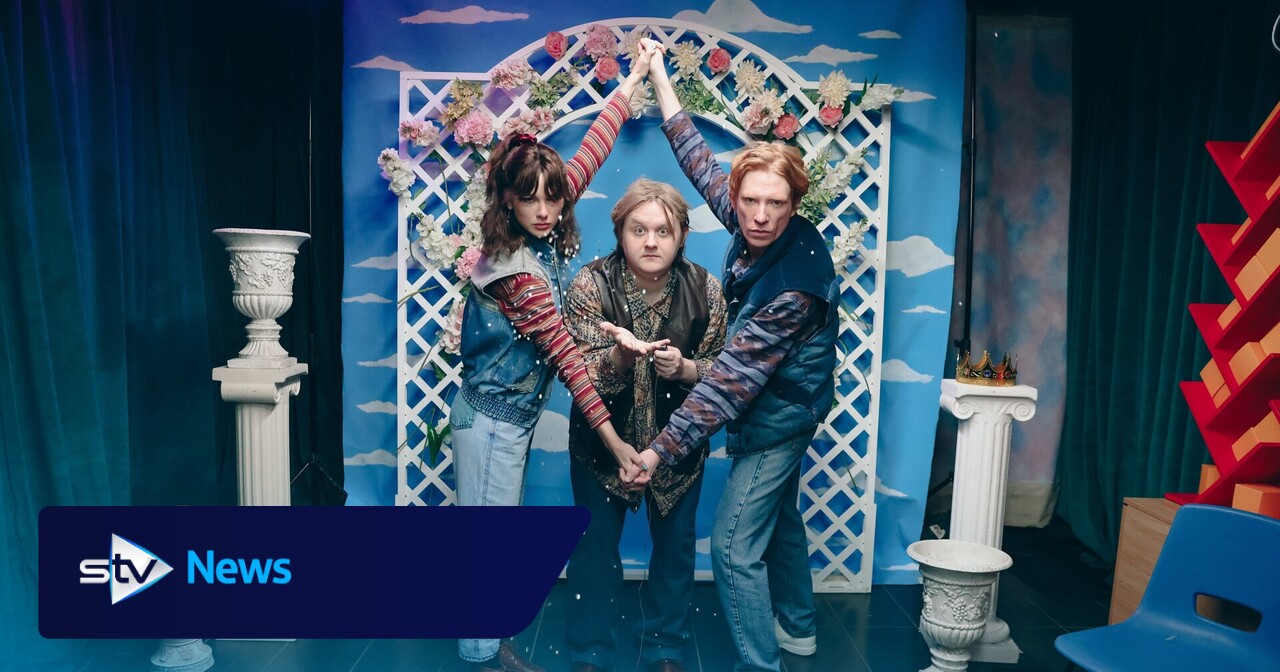 Lewis Capaldi stars alongside Graham Norton in new Taylor Swift music video