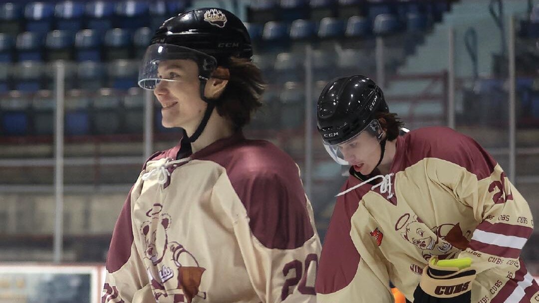 Aberdeen ice hockey player dies after car crashes into lamppost in America