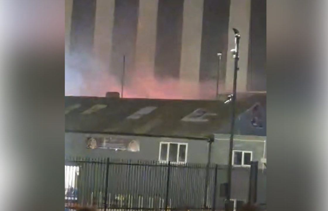 ‘Avoid the area’: Fire crews tackle blaze at Peterhead harbour