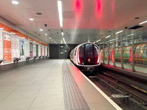 Glasgow Subway launches contactless payments