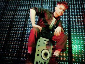 It’s easy as Eins, Zwei, Drei for UK’s Eurovision entry