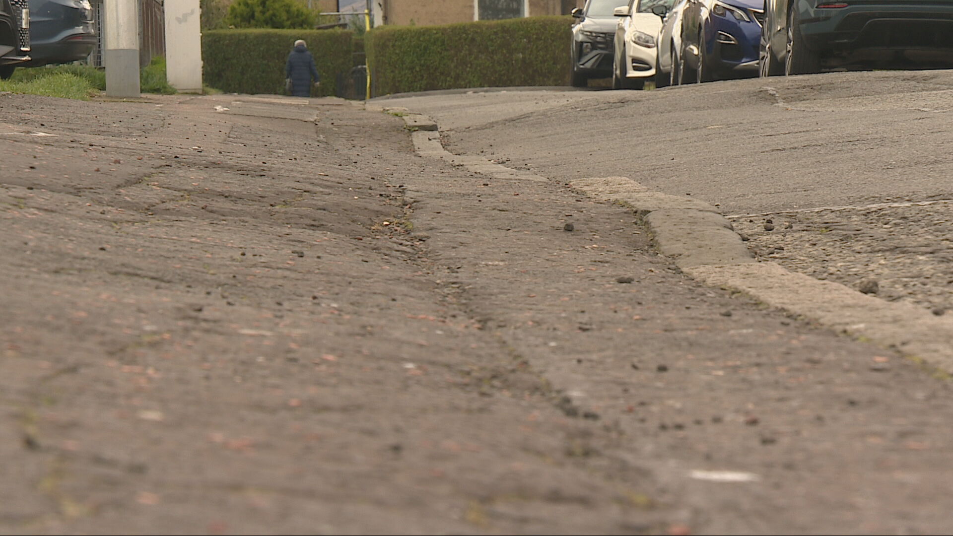 Locals call for funding to help improve walkways in Edinburgh housing estate