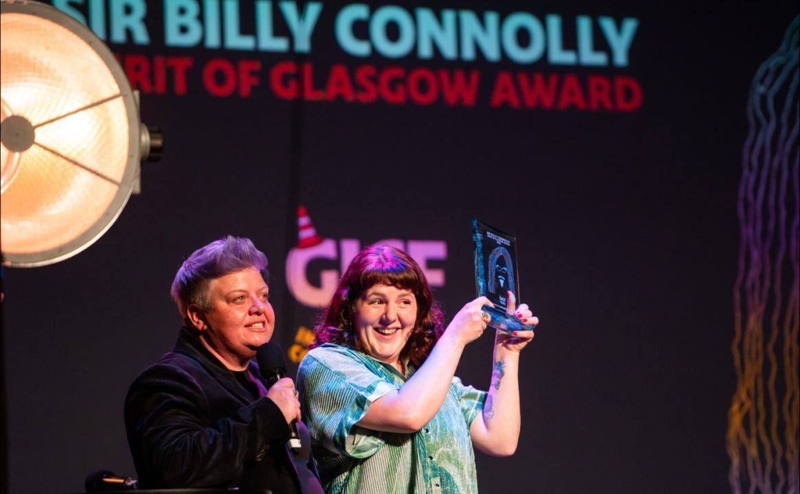 Amanda Dwyer wins Sir Billy Connolly Spirit of Glasgow Award at International Comedy Festival